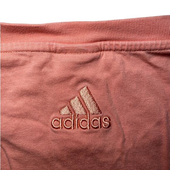 Adidas Embroidered Logo Shirt - Stylish and Comfortable - Picture 4 of 6